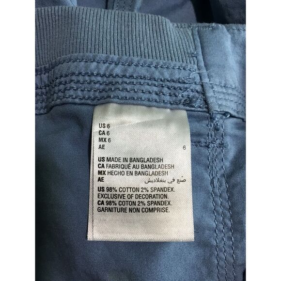 Style & Co Blue Heart Print Cargo Capri Pants, Size 6 - Picture 5 of 6